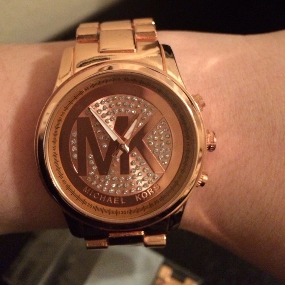 Gorgeous Michael Kors rose gold watch!