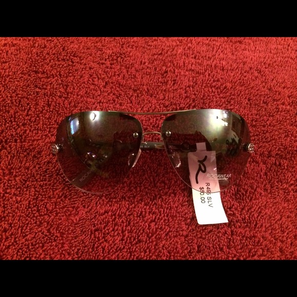 ROCAWEAR Gun Metal Aviator Sunglasses