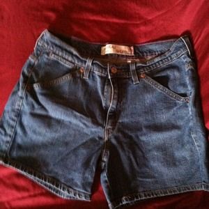 Brand New🎉💖 Levis Shorts