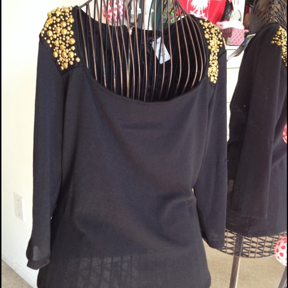 ❗️❗️SOLD❗️❗️Black bejeweled shoulder top
