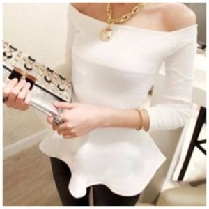 Off the shoulder top (New never worn)