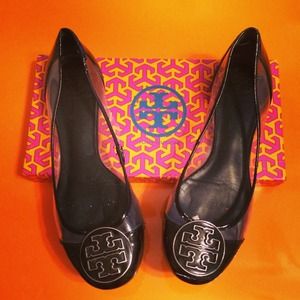 Tory Burch Shoes - Tory Burch Audrey Flats Black Clear Sz 8 Tory Burch Shoes - Tory Burch Audrey Flats Black Clear Sz 8