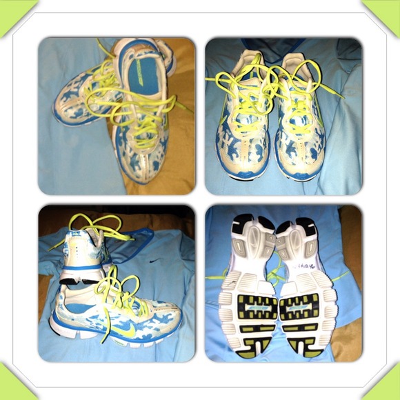 🔴SALE was $35 Nike tennis shoes