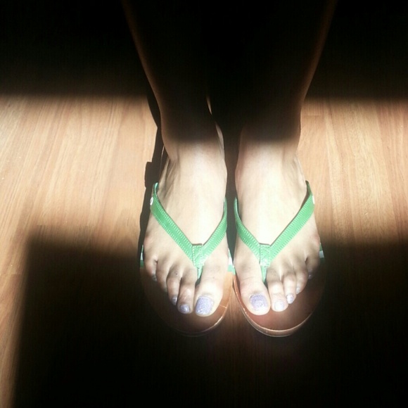 Wooden Green Sandals