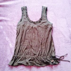 Brown tank top!