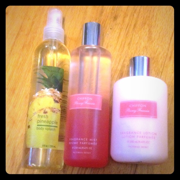 Fresh Pineapple and Peony Freesia Bundle