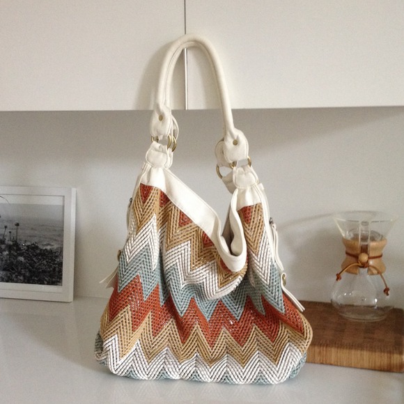 BIG BUDDHA COURTNEY ZIG ZAG WEAVE TOTE