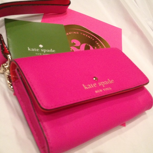kate spade Clutches & Wallets - Host Pick!❤️NWT Kate Spade Wristlet