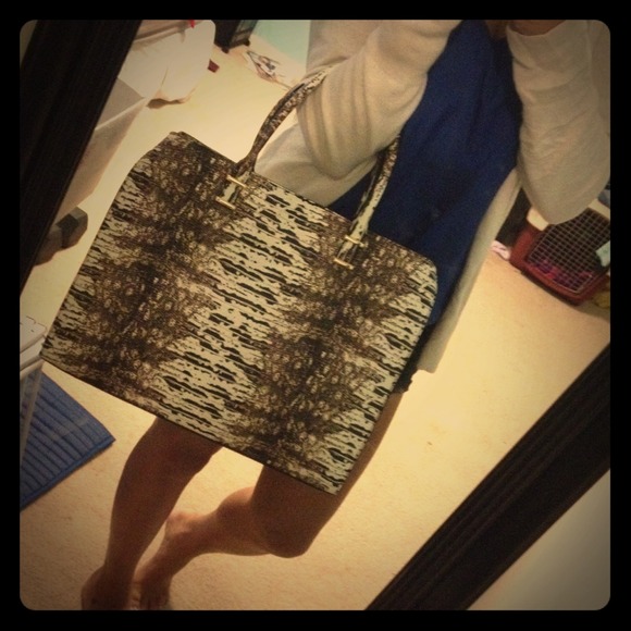 🎀SOLD ON EBAY🎀 oversized snakeskin tote from H&M