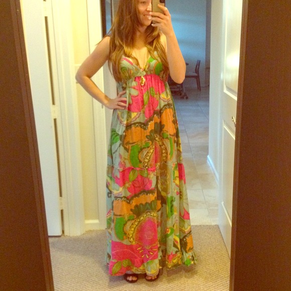 Sold! Summer is here! Derek Heart floral maxi!
