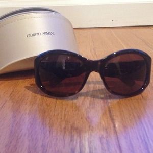 Giorgio Armani Tortoise Sunglasses 😍