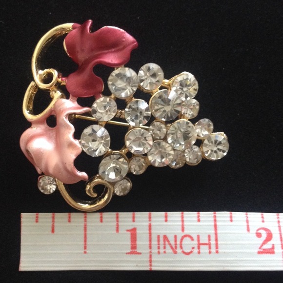 NIB Rhinestone Brooch - Picture 4 of 4