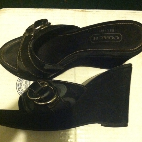 **REDUCED**Coach Sandals