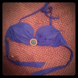 Beaut blue bathing suit top