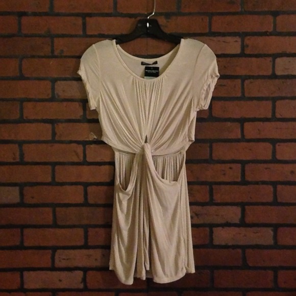 🚫SOLD🚫 Brandy Melville twist front dress