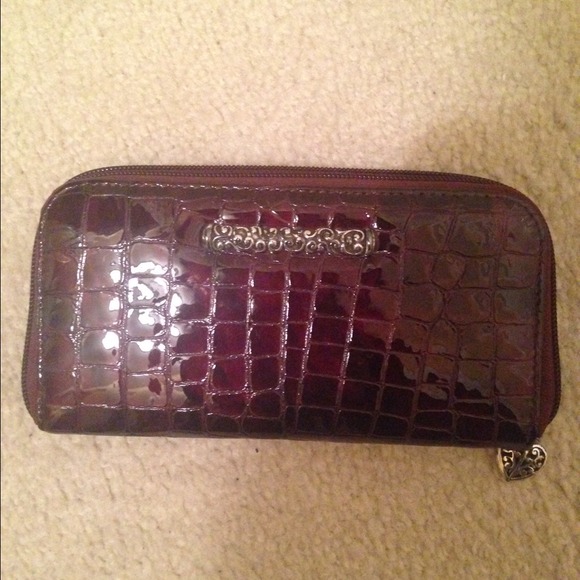 Brighton patent large wallet
