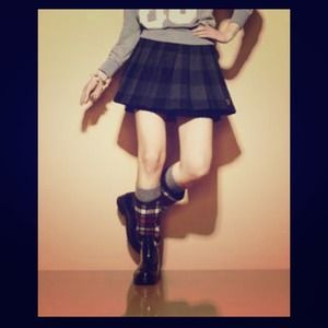 RESERVED for @daughter Tommy Girl Skirt