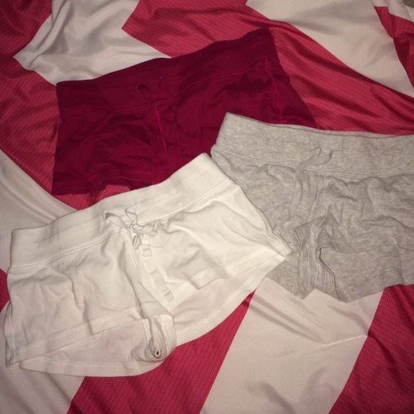 🚫threw away🚫Set of 3 shorts BUndLE