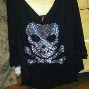 Shimmering Skull top