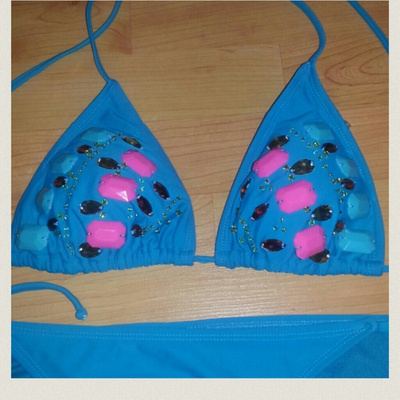 Turquoise Bikini - Picture 2 of 2