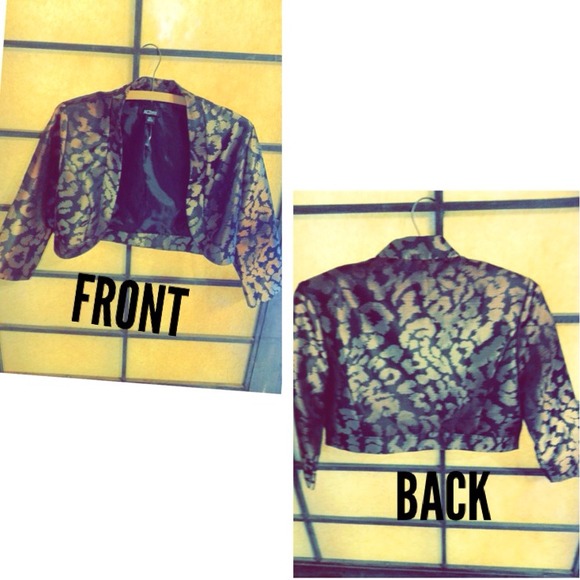 Black &Gold Open Front Cropped Blazer/Jacket - Picture 2 of 4