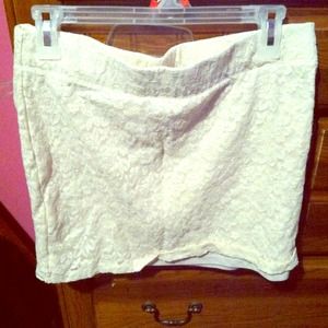 White Lace High-Waisted Skirt