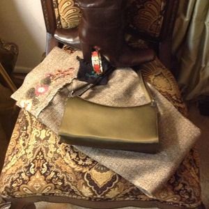 Bundle for @cancun_gal Ferragamo ,Casadei ,A.B.C