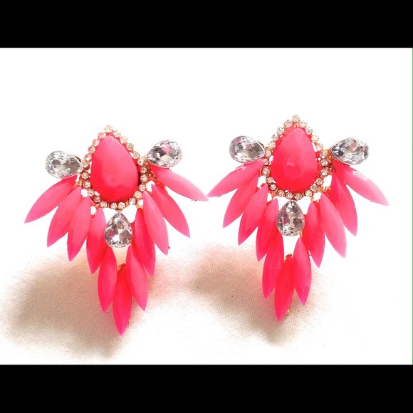 Neon pink bauble earring