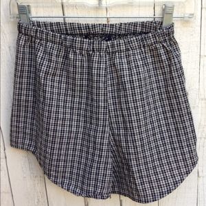 Brandy M. High-waisted shorts