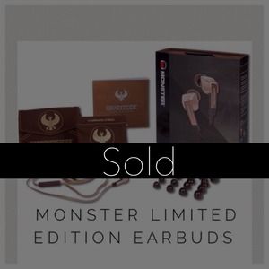 ⛔️SOLD⛔️Monster Earbud Headphones Rose Gold