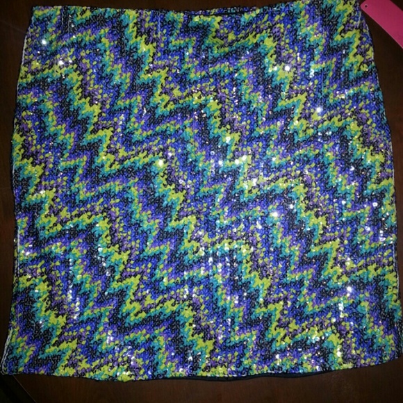 NWT Fun High Waisted Skirt