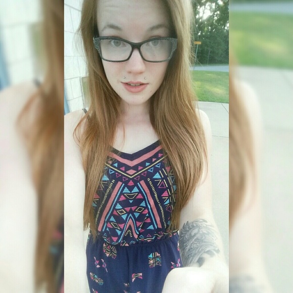 Get to know me! :). - Picture 1 of 4