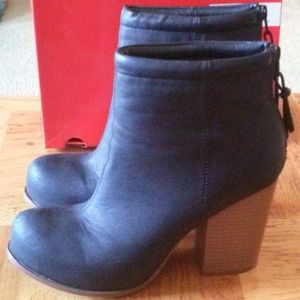 MARKED DOWN!!!!! Black Elle Brand booties