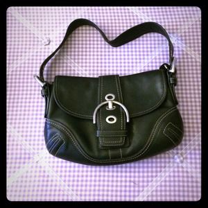 Authentic Coach Small Leather Shoulder Purse