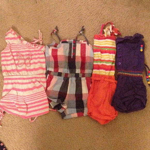 ⚡️️️BUNDLED⚡️Little girls clothing