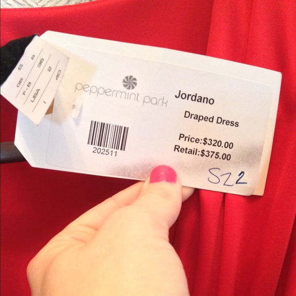 Red Jordana dress with embellished waist NEW sz 2 - Picture 2 of 4