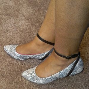 Snake skin Ballerina flats