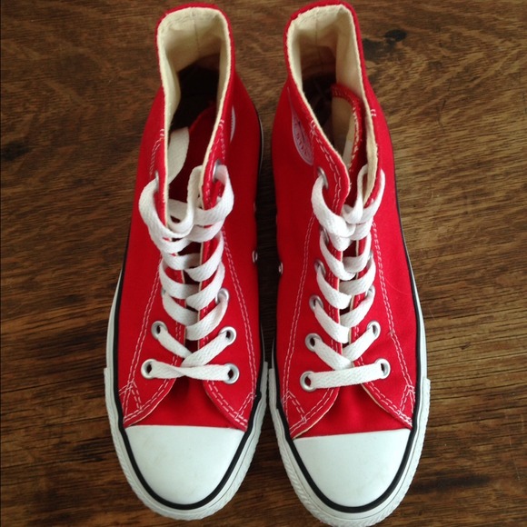 NWOT red converse