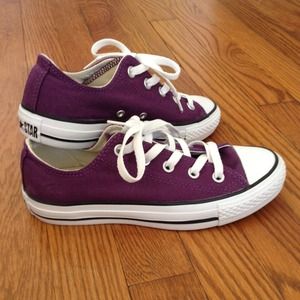 plum converse