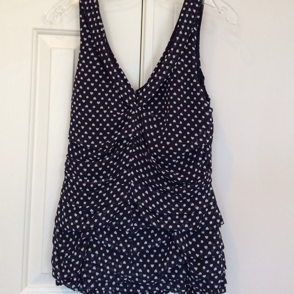 final reduction! polka dotted heart top - Picture 4 of 4
