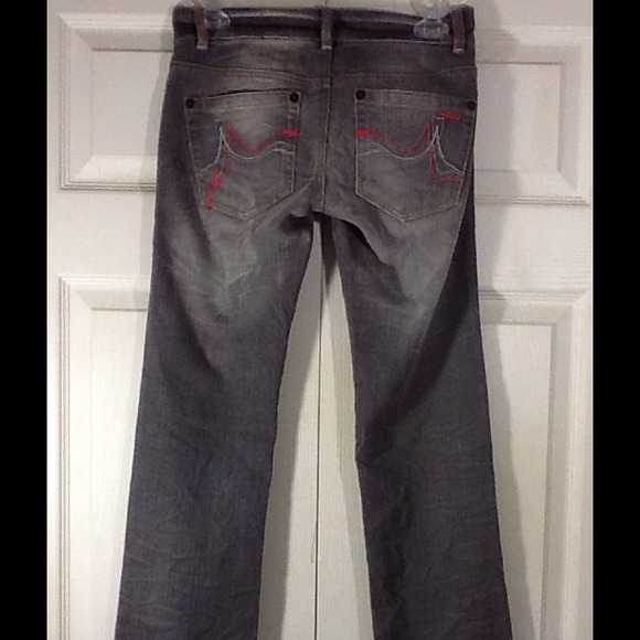 DKNY Jeans in gray with cool Pink detail - Picture 3 of 3