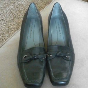 Black leather kitten heels