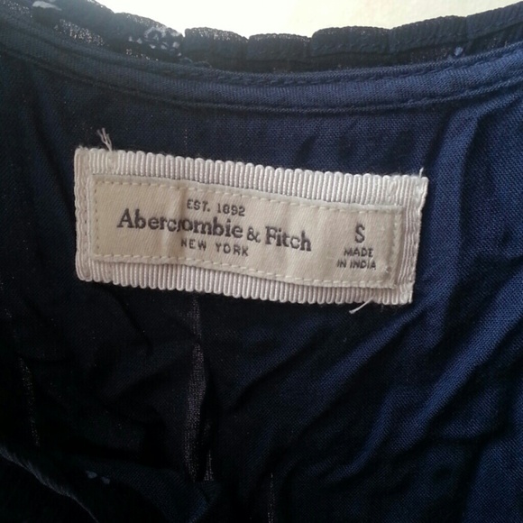 Beautiful printed navy dress - Picture 3 of 4