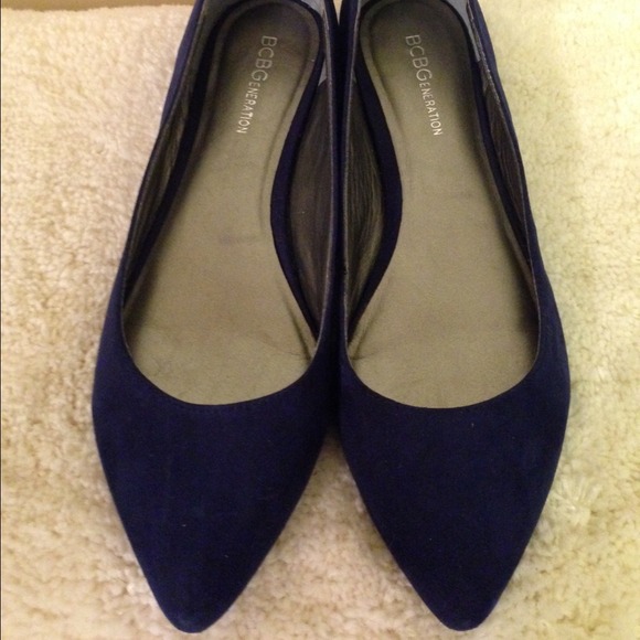 BCBG blue Flats with silver zipper up the back - Picture 2 of 4