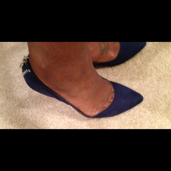 BCBG blue Flats with silver zipper up the back - Picture 3 of 4