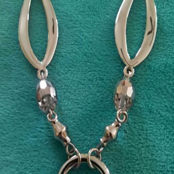 Very solid, well made necklace - Picture 2 of 2