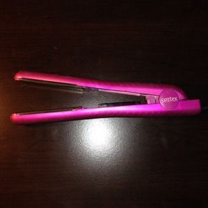 Pink Cortex Straightener✂️