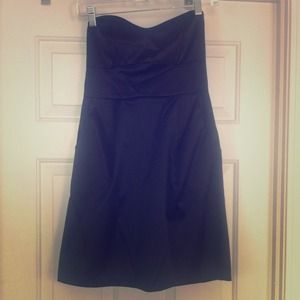 Black sweetheart dress with pockets