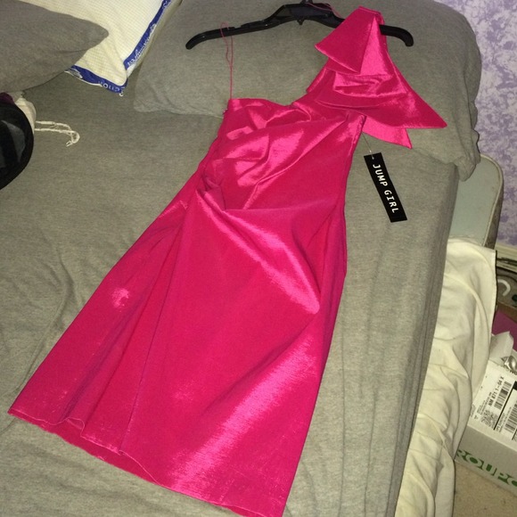 Jump Girl fuchsia dress, never worn, size 3/4