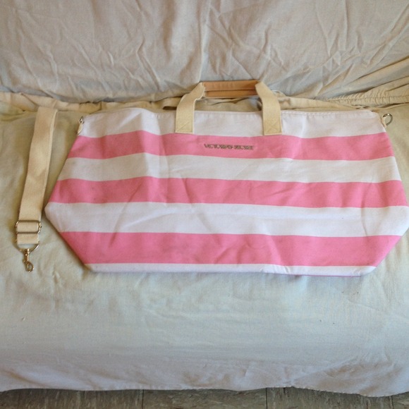 Victoria's secret duffel bundle
